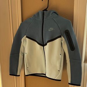 Nike tech Two-Tone Blue and White Jacket and matching pants